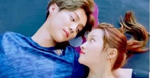 鹿晗关晓彤吃瓜视频,吃瓜视频曝光恋情细节