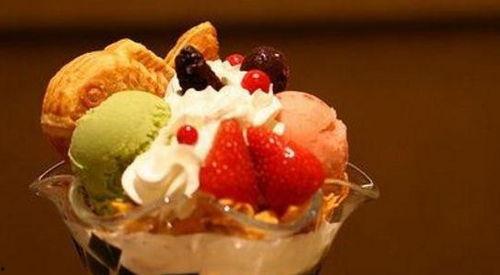 吃瓜事件冰淇淋视频,揭秘网络热点的甜蜜诱惑